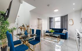 Luxurious Apartments - In Cardiff