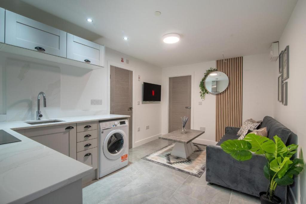 Luxurious Apartments - In Cardiff Exterior photo