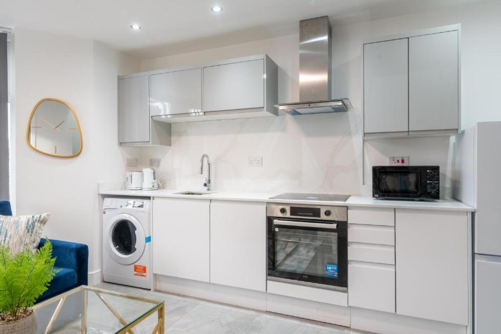 Luxurious Apartments - In Cardiff Exterior photo